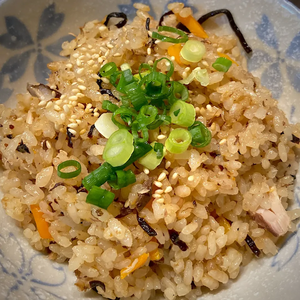 鯖水煮缶の炊き込みご飯|Kouki Tanabeさん