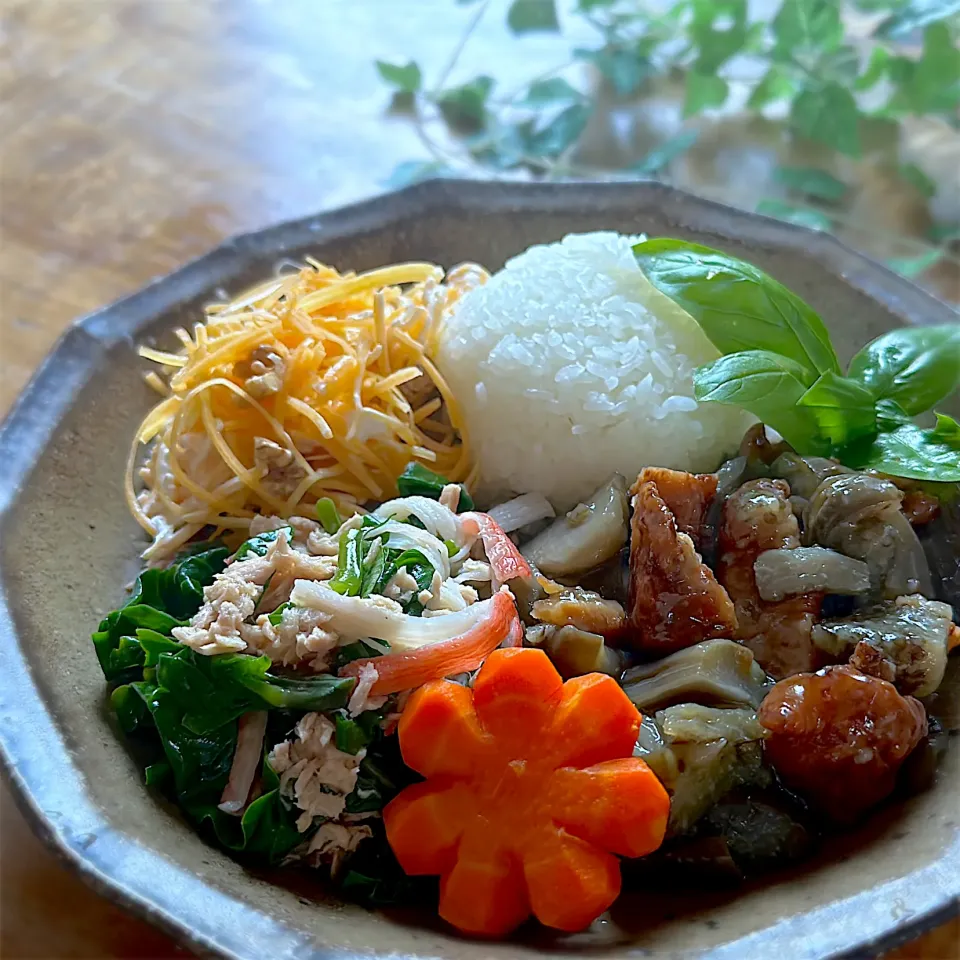 そろそろ食材お片付けのワンプレートランチ|くまちゃんさん