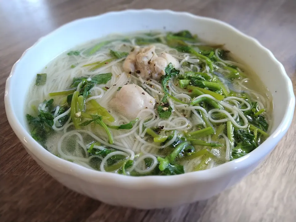 鶏とクレソンの煮麺|古尾谷りかこさん