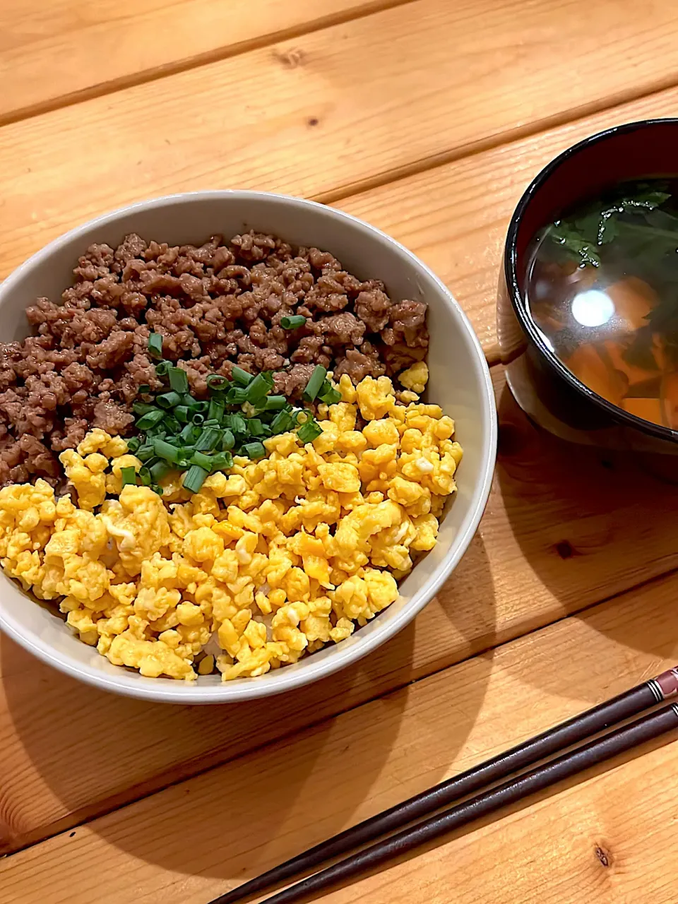 そぼろ丼 & お吸い物|ぺろたんさん