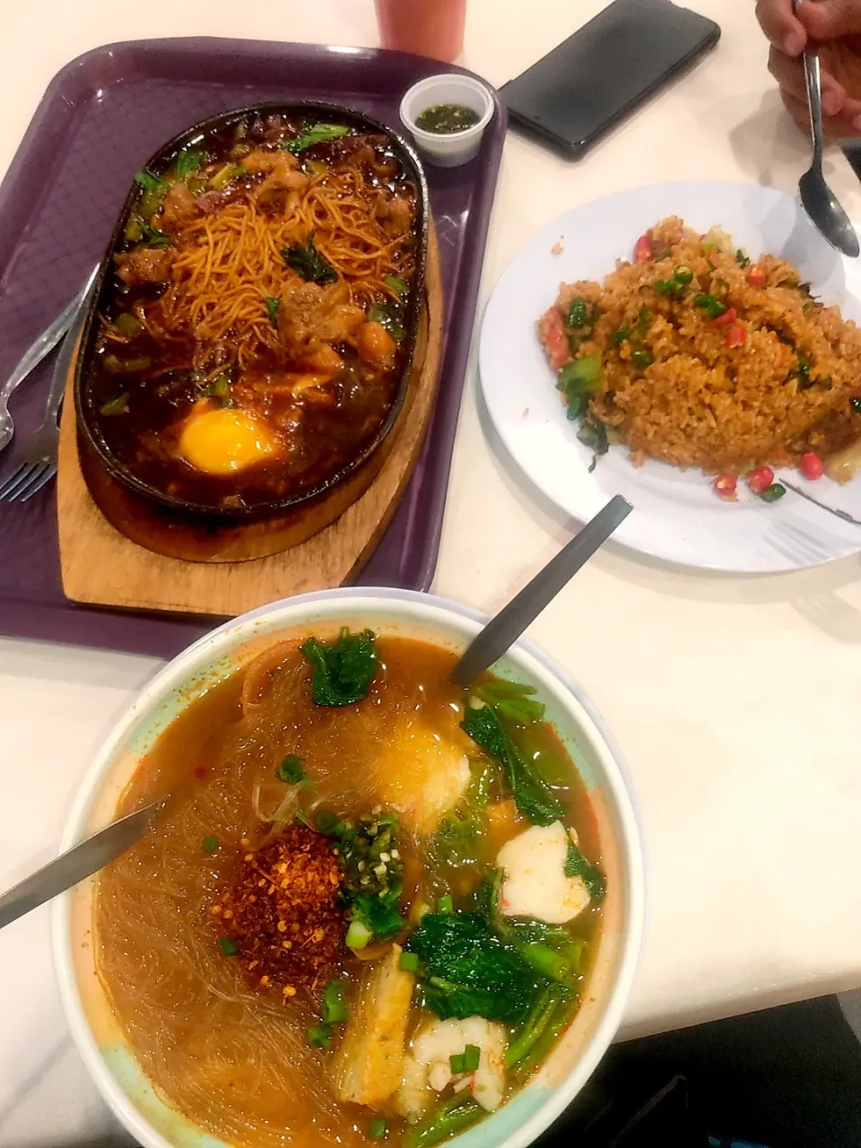 yong tau foo/sizzling yee mee with egg/meat fried rice😋|DarrlyingAdamAbdMalekさん