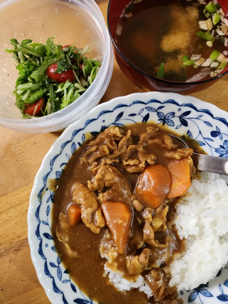 カレーライス、水菜のサラダ|さきさん