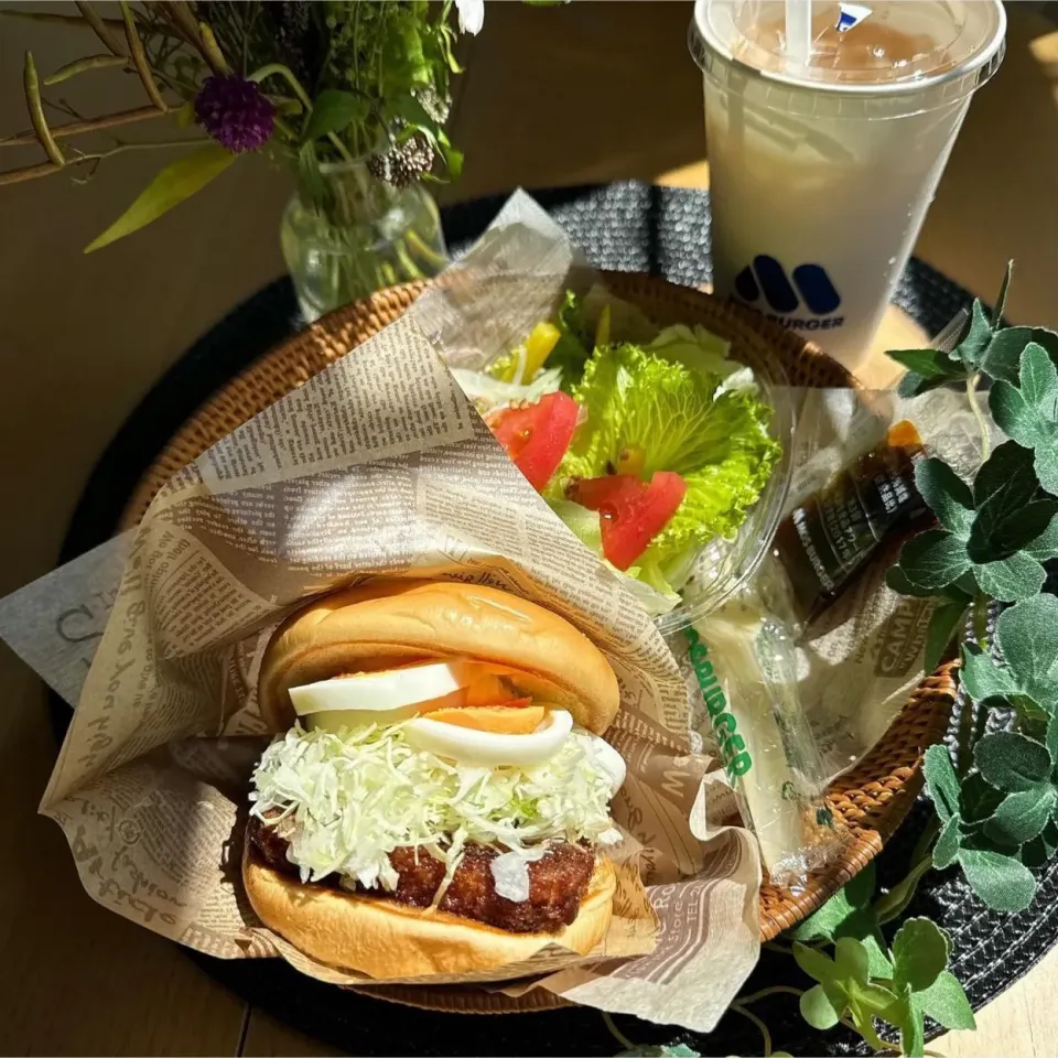 9/13❤︎モスバーガーテイクアウトランチ🍔🌱|Makinsさん