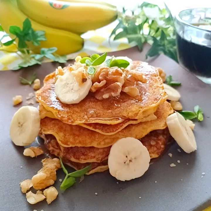 みったんさんの料理 。オートミールパンケーキ🥞|小豆🌼さん