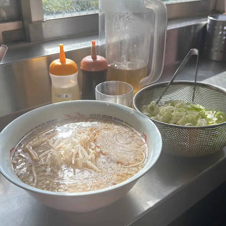 Snapdishの料理写真:ラーメン|Hajime Sakaiさん