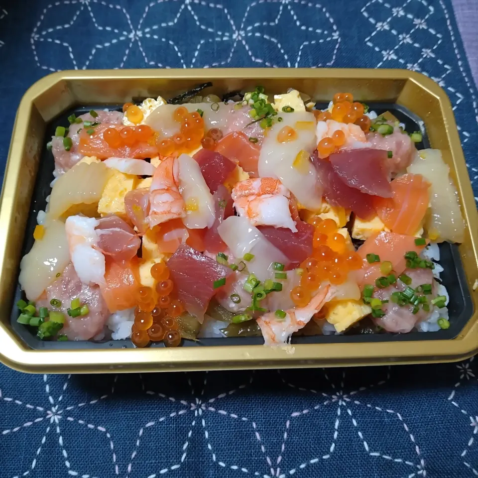 ちらし寿司|よっちびやばんぶーさん