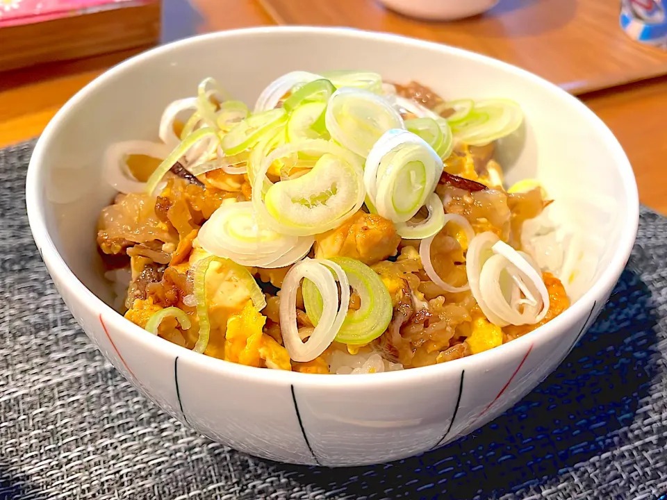 Snapdishの料理写真:炒り卵牛丼|AK@Night Cookerさん