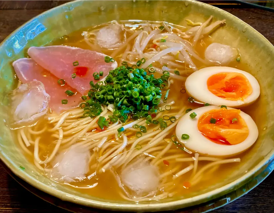 気まぐれ投稿       生ハム・味玉で      「冷やしラーメン」|mottomoさん