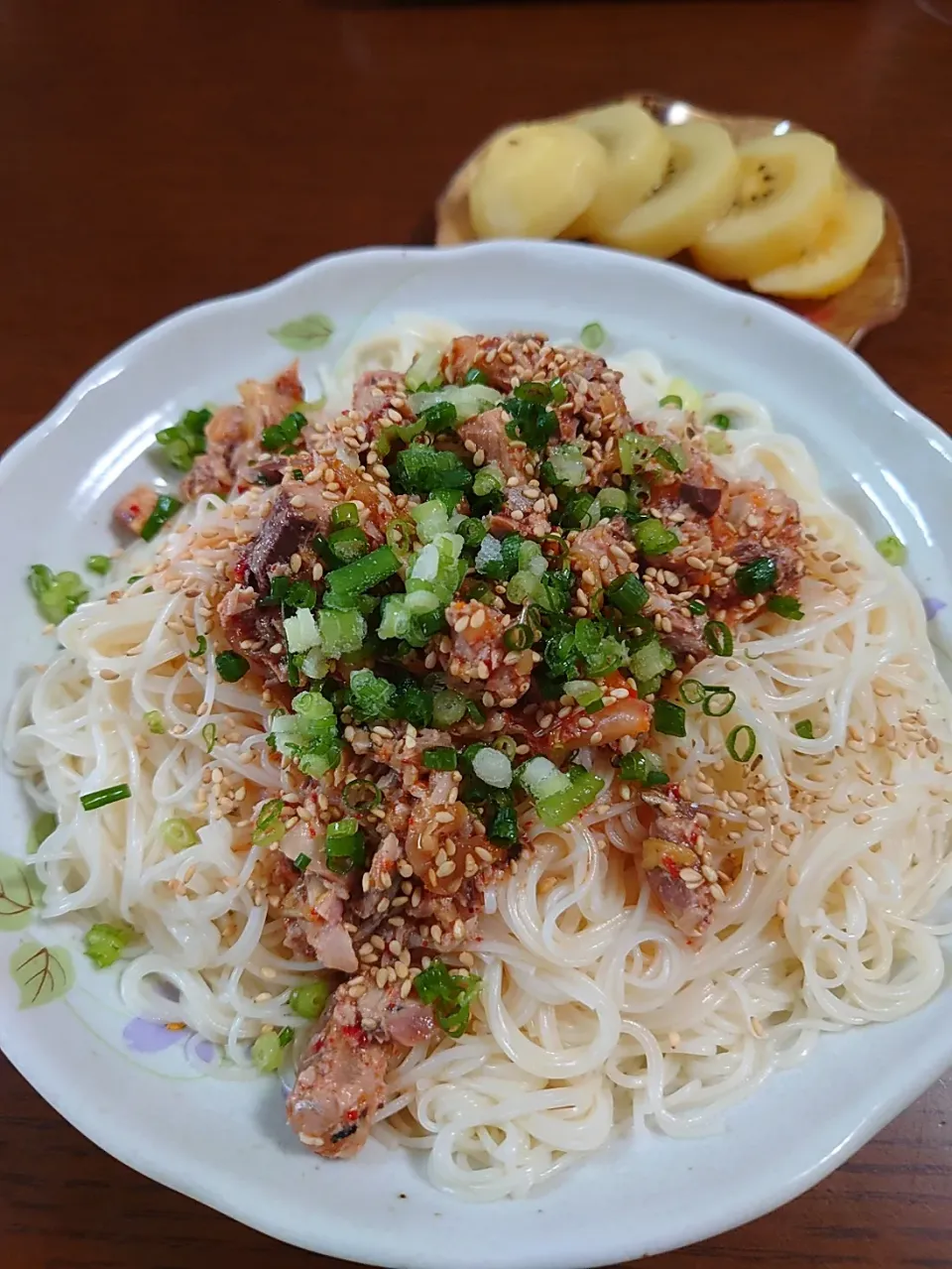 キムチとサバ缶素麺|ぱやさん