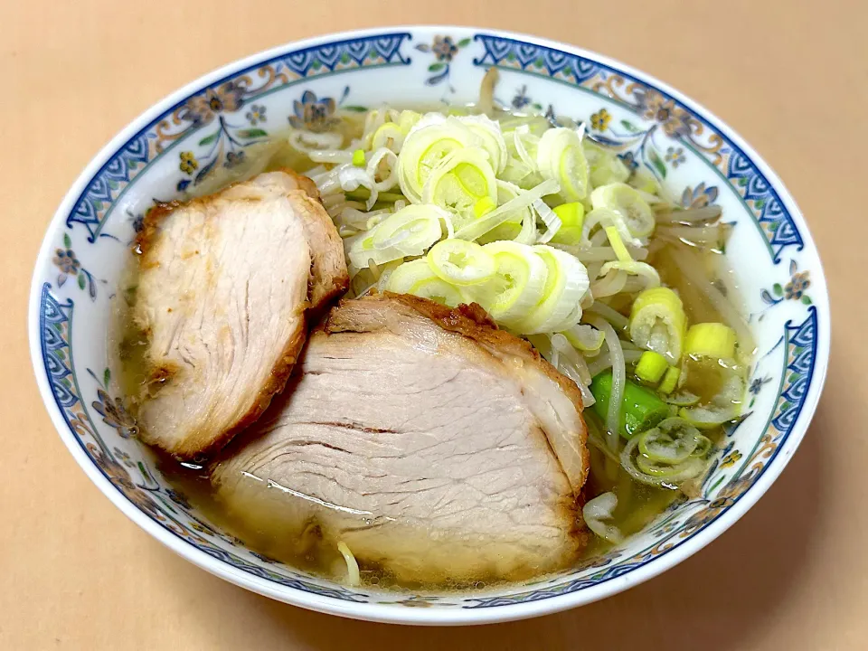 チルド麺　函館ラーメン一文字　塩ラーメン|マハロ菊池さん