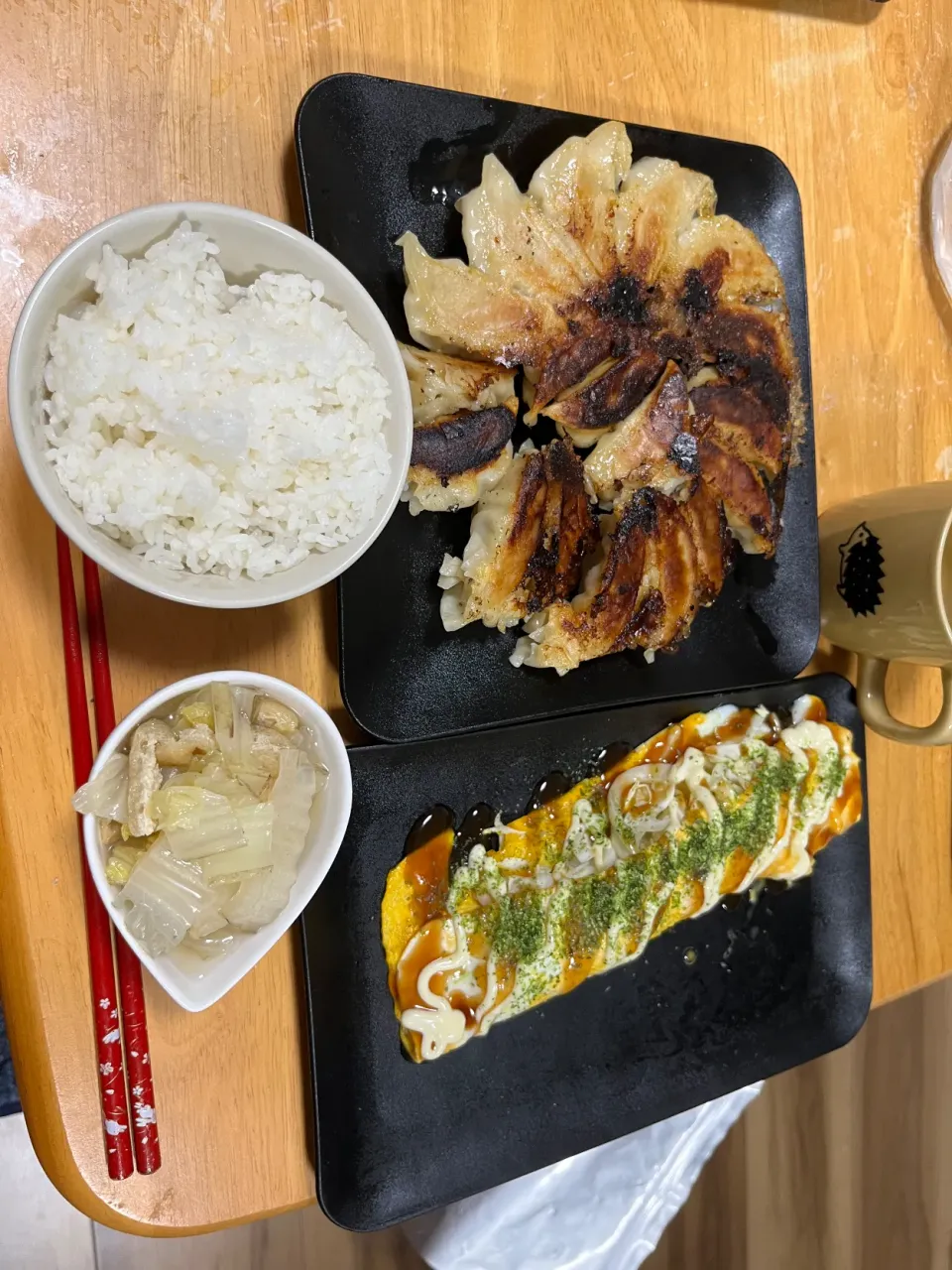 カウシェで買った冷凍餃子🥟とレンチンオムキャベツ🥬🥚|モモ&ハーブmama🐰🐹🐢🐠❤️さん