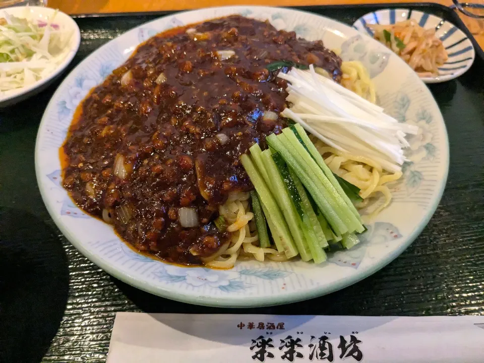 Snapdishの料理写真:ジャージャー麺|nobさん