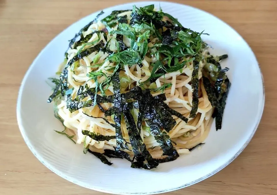 Snapdishの料理写真:海苔と大葉の和風パスタ|大夢さん