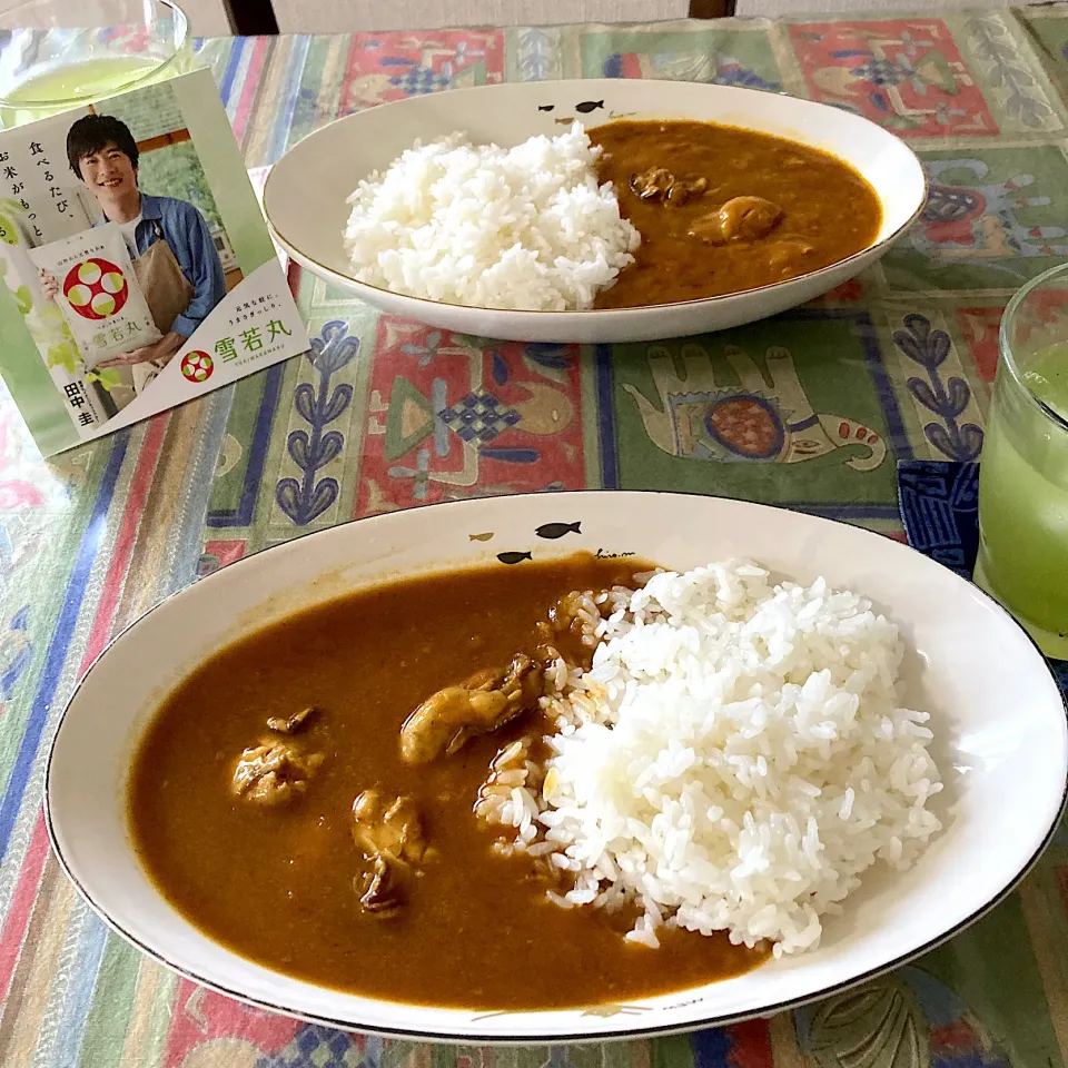 お昼は「雪若丸」で牡蠣カレー🍛|Emiさん