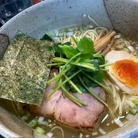 Snapdishの料理写真:ゆず塩そば、細麺@麺屋番・埼玉県川口市|らーめん好き！さん