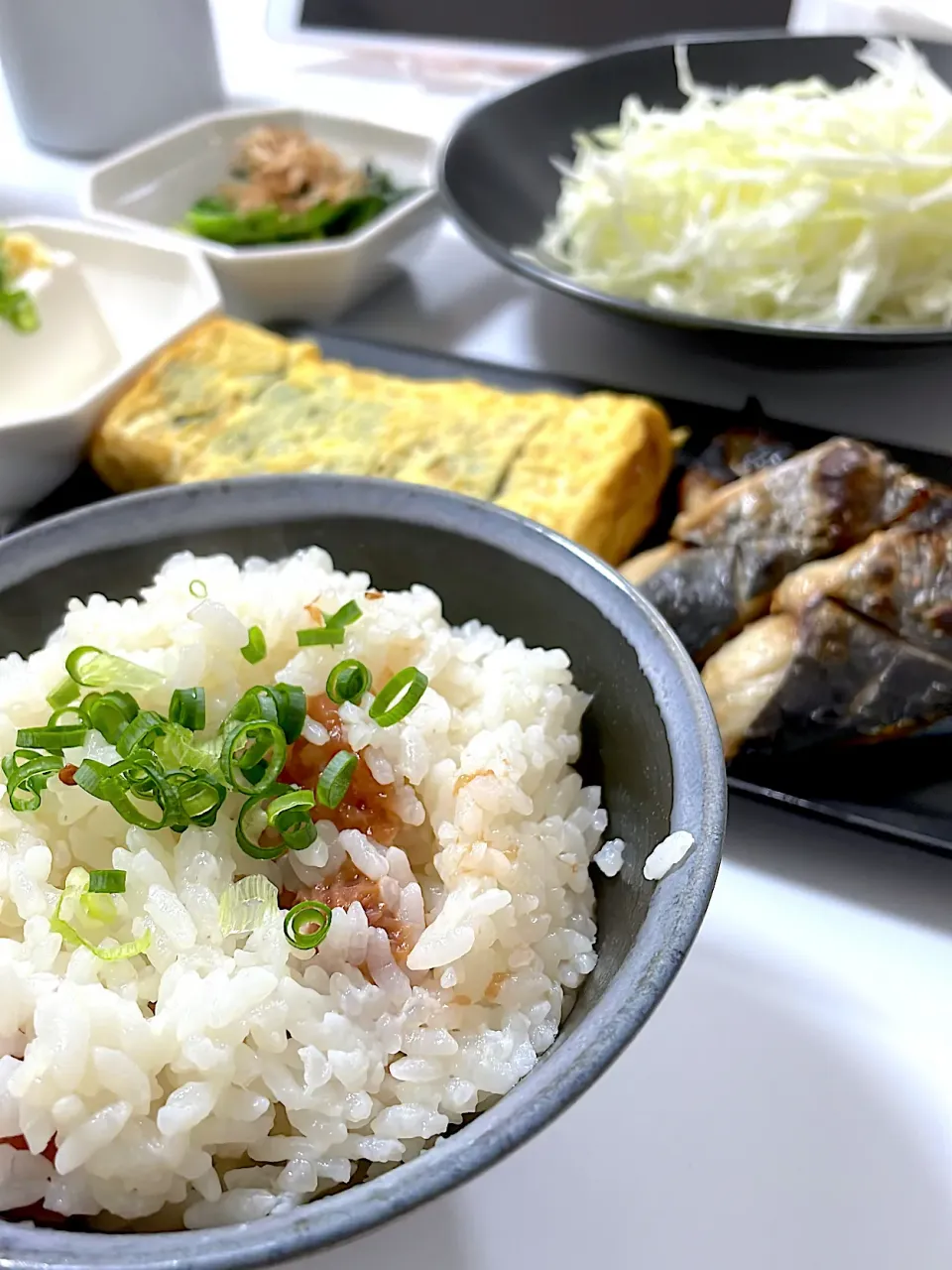 焼き梅干しと昆布だしの炊き込みご飯|ねるさん