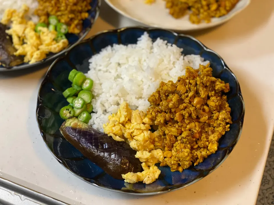 Snapdishの料理写真:カレー風味のプレート|yuiさん