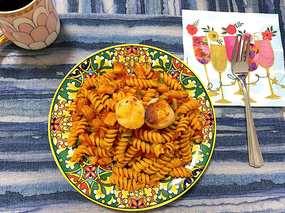 Fusilli with Japan Hokkaido scallops😋|Piccola Anninaさん