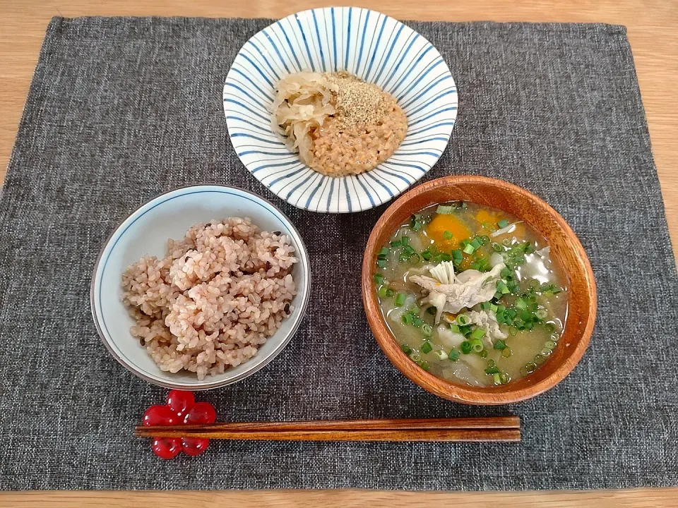 自分の朝兼昼ごはん。豚汁|みりさん