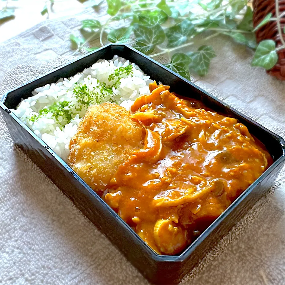 キノコカレー弁当|くまちゃんさん