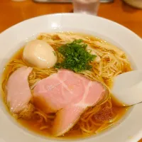 Snapdishの料理写真:味玉醤油ラーメン|わいあーるさん