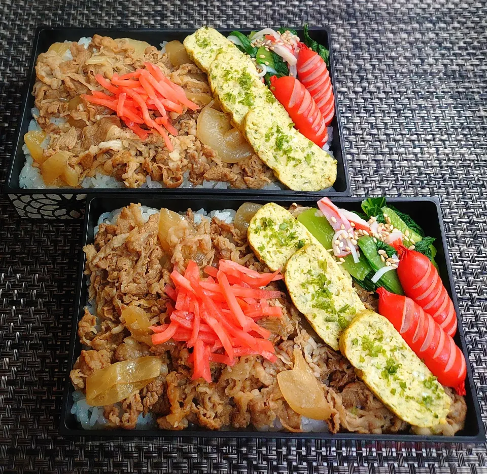 母とムスコのラブラブおソロ♪つゆなし牛どーん弁当|からあげビールさん