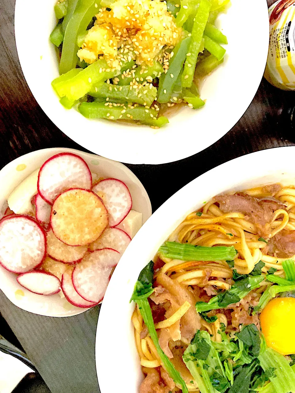 焼き肉うどん、豆腐サラダ、ピーマン生姜和え|まみみさん