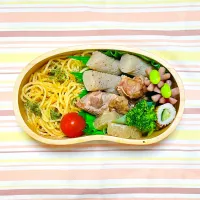 Snapdishの料理写真:豚バラ軟骨煮弁当|さくらんぼさん