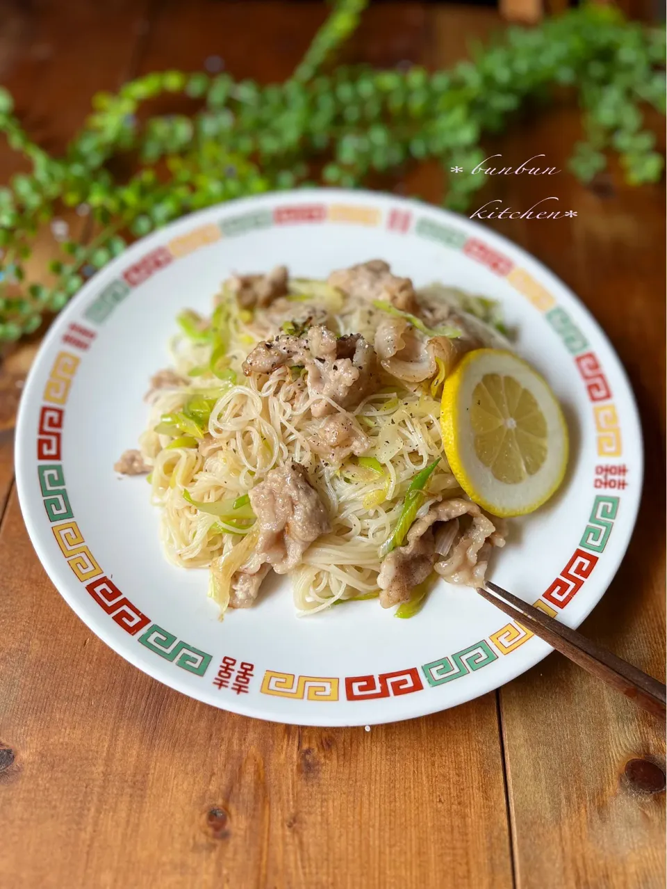 リュウジさんの無限ねぎ焼きそうめん♡|ハナたなさん