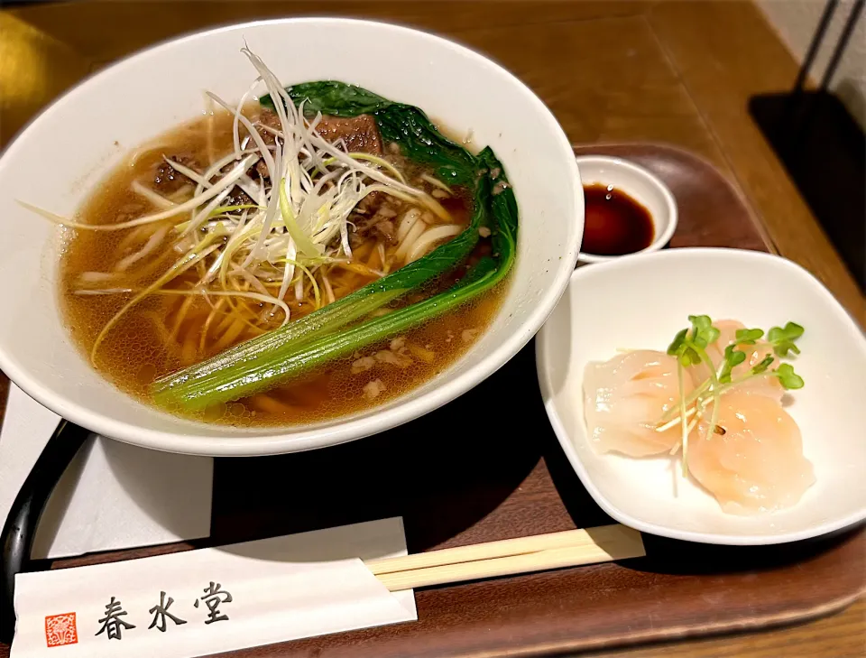 Snapdishの料理写真:牛肉麺＋海老餃子🍜|toshi,I🍴さん