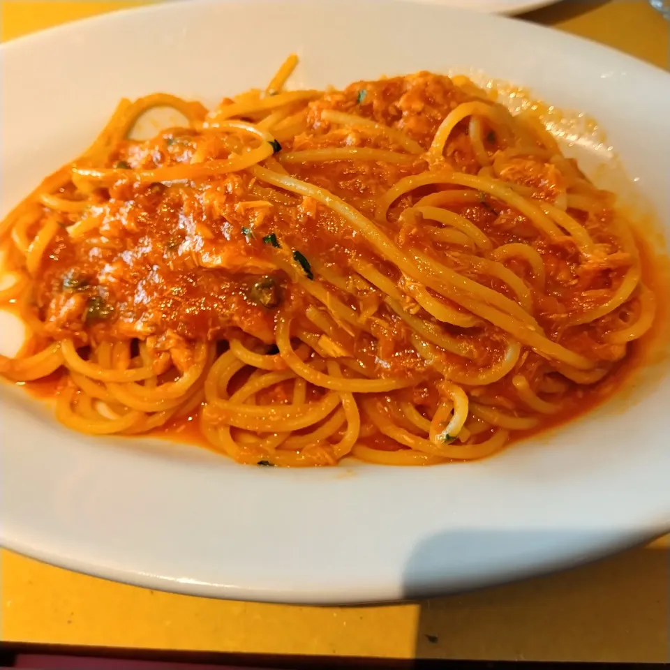 コース料理のパスタ|よっちびやばんぶーさん