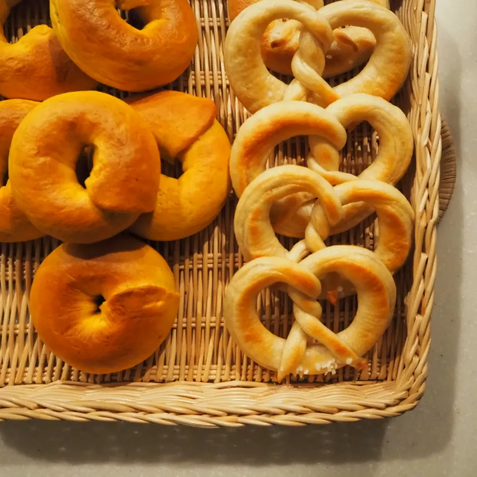 かぼちゃベーグル&プレッツェル風ベーグル🥨|chiakiさん