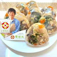 Snapdishの料理写真:雪若丸🍙アサリと鶏の炊き込みご飯おにぎり|Ｍako☺︎さん