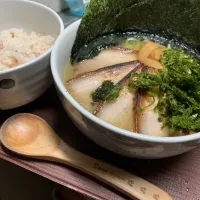 Snapdishの料理写真:鶏白湯塩チャーシュー麺|saikoさん