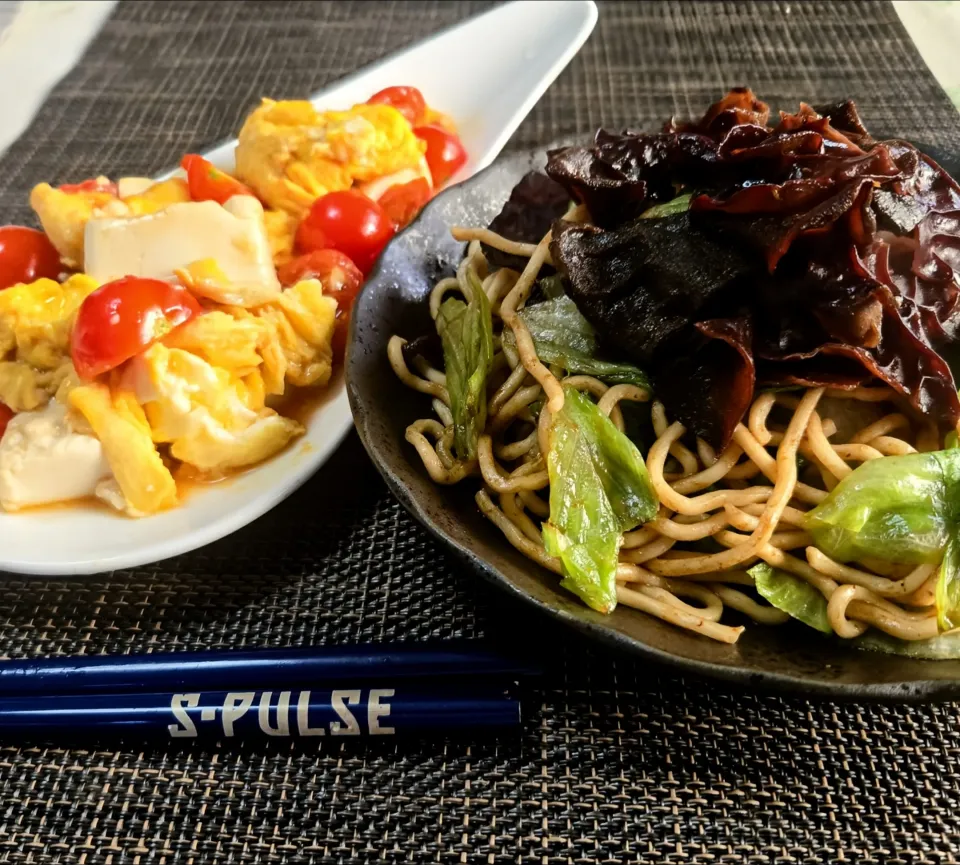 きくらげ大盛り焼きそば
トマたま中華チャンプル|マギーさん