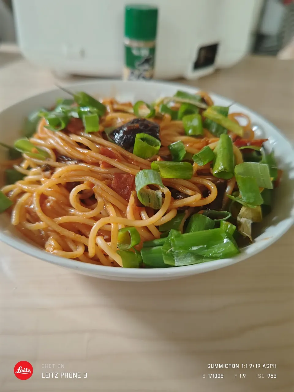 昨日の食事メニューは、ほうれん草隠し味トマトソースの秋パスタ|Tarou  Masayukiさん