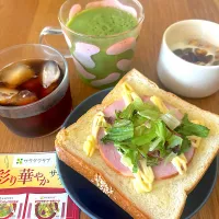 Snapdishの料理写真:朝ごはんにも彩りサラダケール＆ビーツ|ムーミンママさん