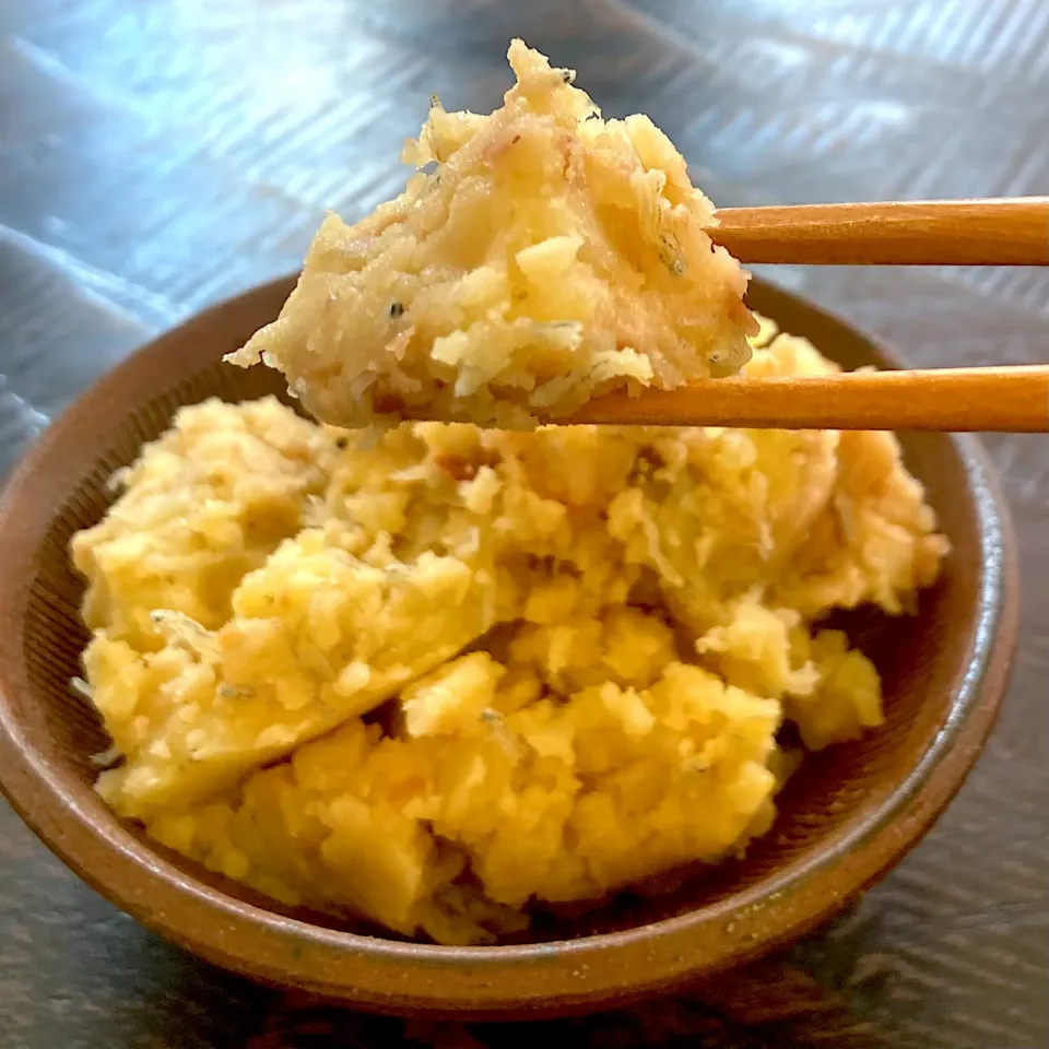 ちりめんじゃこと梅肉のポテトサラダ|イナコさん