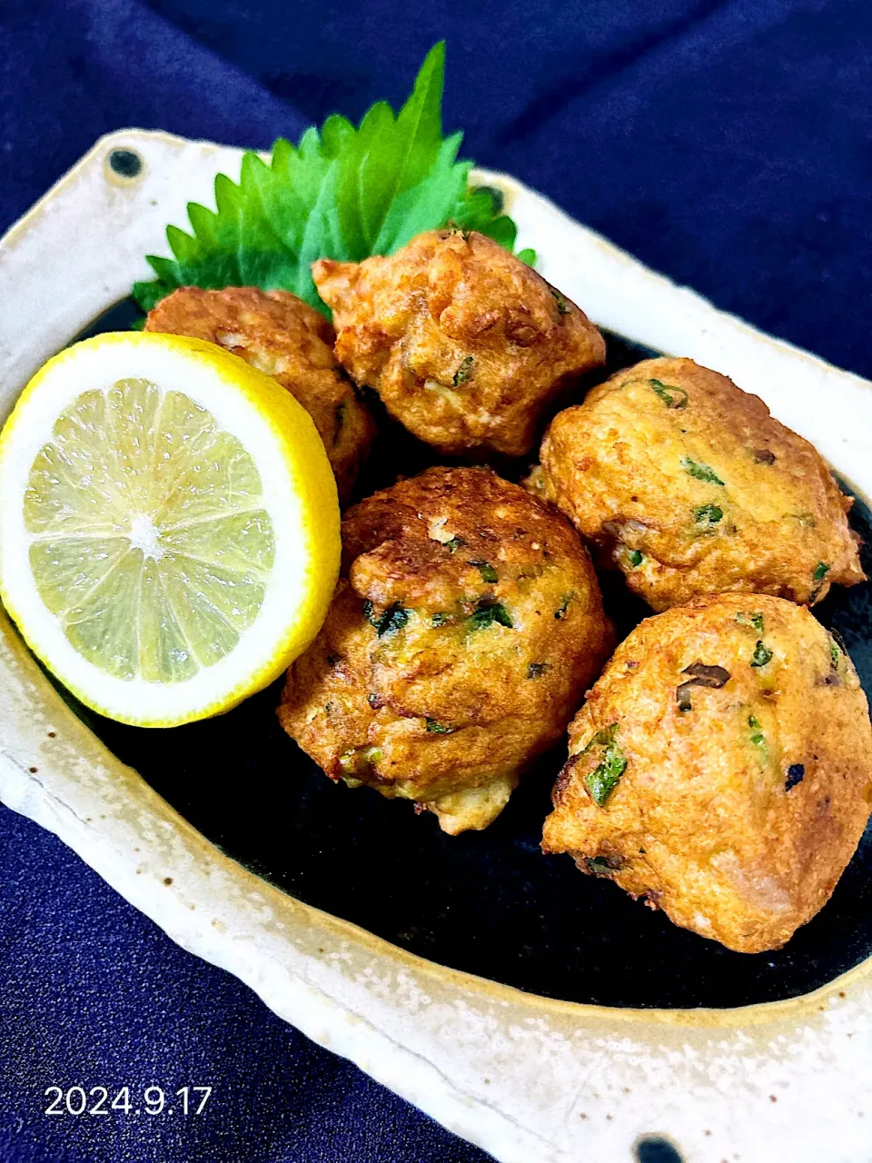 オーロラさんの料理 母の味　カツオとマグロのさつま揚げ風|オーロラさん