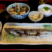 Snapdishの料理写真:さんまの塩焼き|Ryouri　Sukiさん