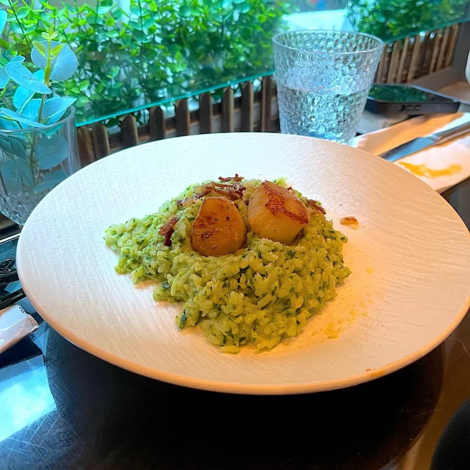 Spinach risotto with Hokkaido scallops|skyblueさん