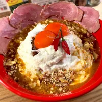 Snapdishの料理写真:オムレツ風ぺぺたまラーメン🍜|toshi,I🍴さん