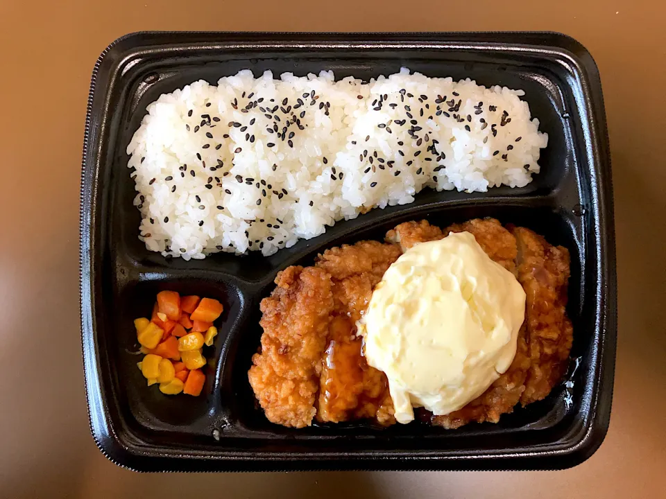 ローソン これがチキン南蛮弁当|ばーさんさん