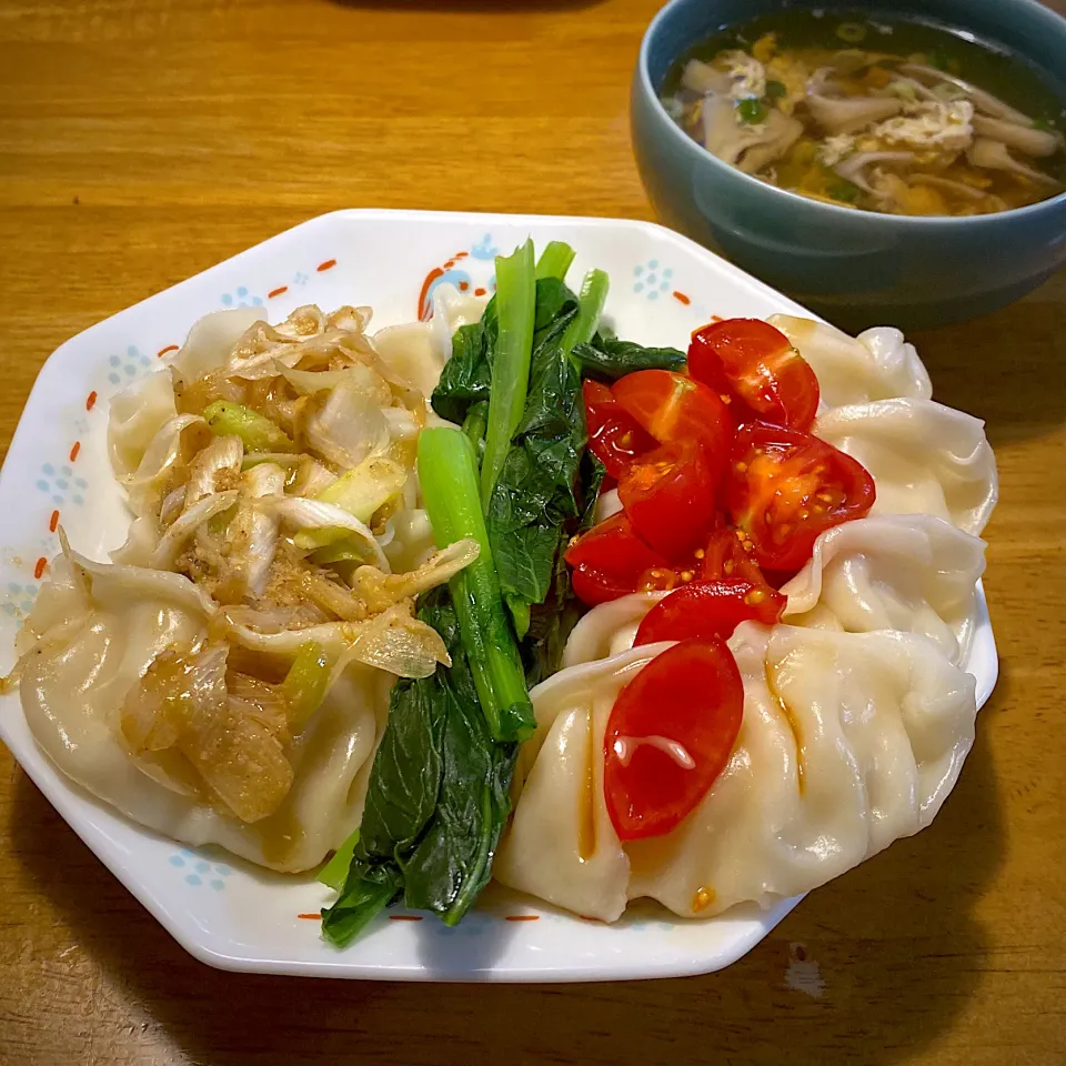 2種だれで楽しむゆで餃子と、鶏ささみと舞茸の卵スープ|もえさん