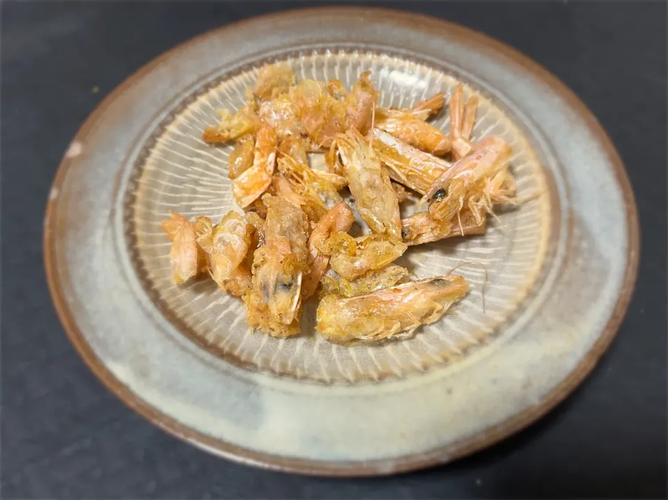 ピンク海老の殻🦐唐揚げ|1614さん