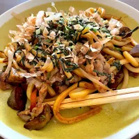 Snapdishの料理写真:野菜たっぷり焼きうどん|黒蜜きなこさん