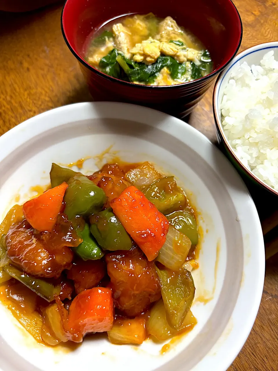 酢豚と薄揚げとほうれん草とタマゴのお汁|たつかばさん