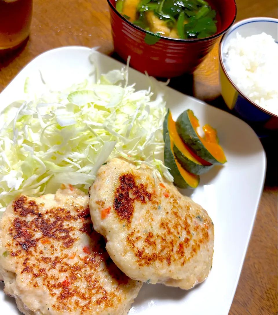 鶏のつくねバーグ|たつかばさん