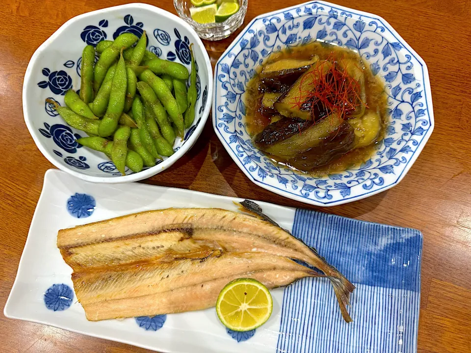 休日晩ご飯　🍶|sakuramochiさん