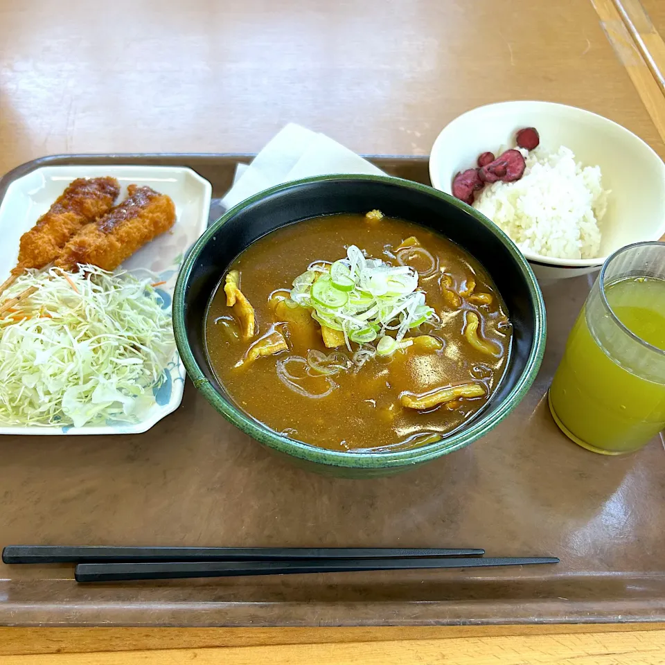 本社研修所の昼食😋|すかラインさん